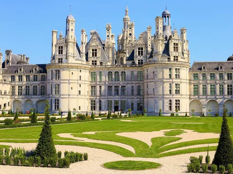Git'Albert A 10 Minute Du Chateau Royale De Chambord Mont-pres-Chambord Exterior photo
